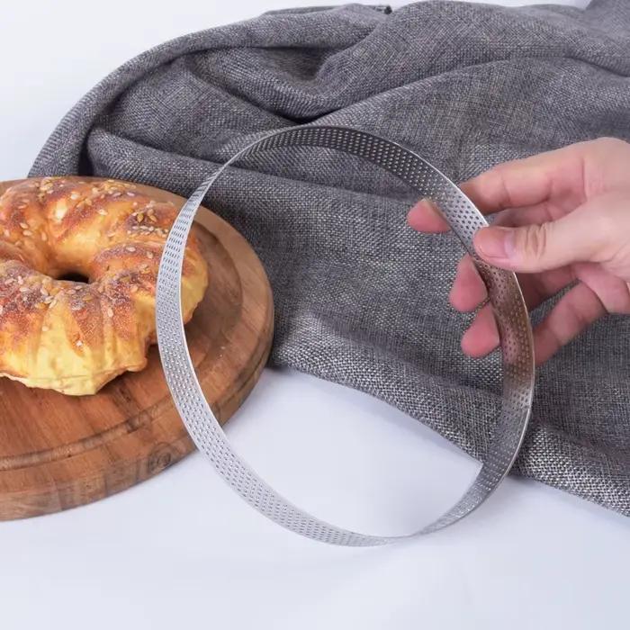 Moule à gâteau en Mousse en acier inoxydable, résistant à la chaleur, rond perforé, anneau à tarte, 