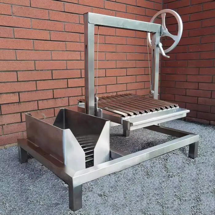 Barbecue au charbon de bois argentin Santa Maria en acier inoxydable avec hauteur réglable, parrilla