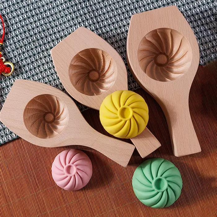 Moule à chignon cuit à la vapeur en bois