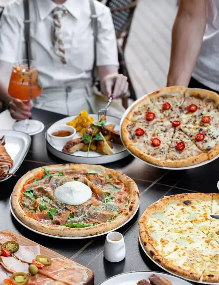 Four à pizza commercial électrique avec pierre à pizza