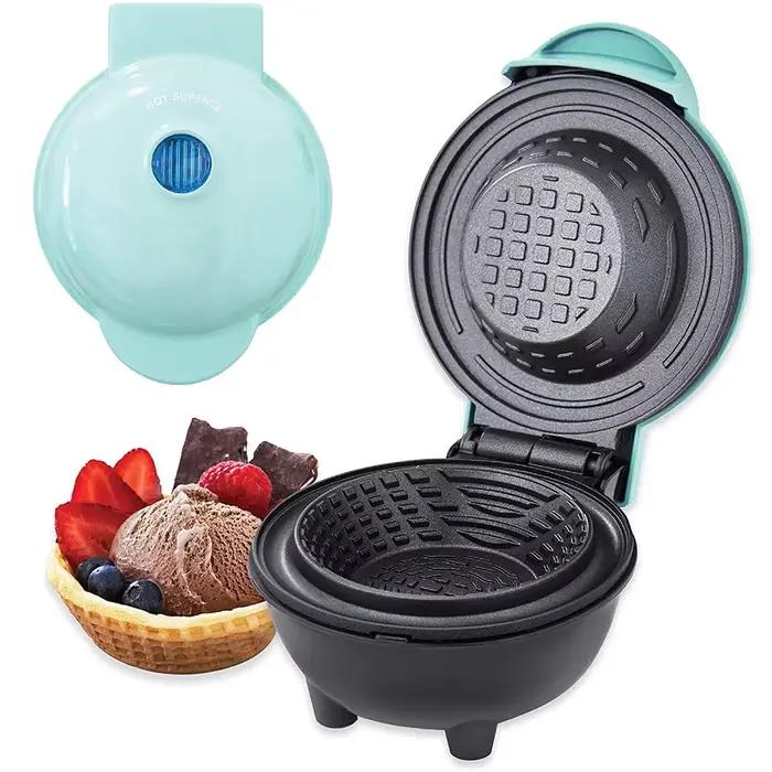 Mini gaufrier multifonction Donirt bleu pour préparer gaufres tartes glaces et rouleaux d'oeufs occasions quotidiennes et festives