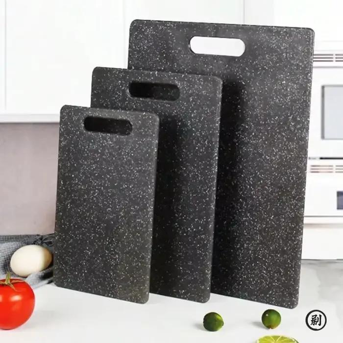 Planche à découper les légumes de cuisine