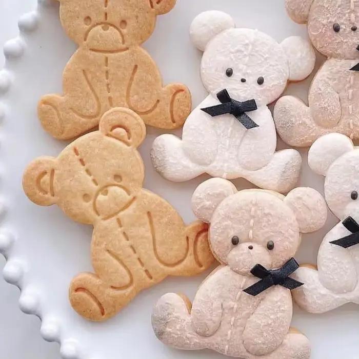 Moule à biscuits au beurre d'ours de dessin animé