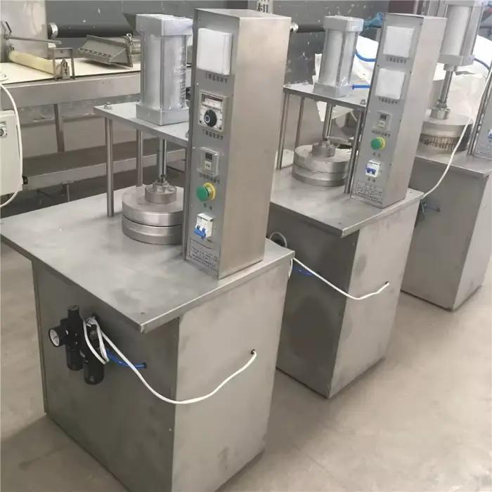 Machine à sandwichs avec assiettes à crêpes japonaises et coréennes 2025