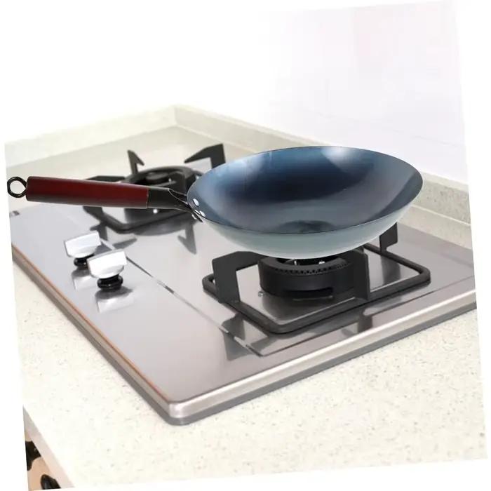 Wok en fer Pot en fer poêle domestique traditionnelle forgée à la main sans revêtement manche en bois Pot sans fer de style ancien (30 cm)
