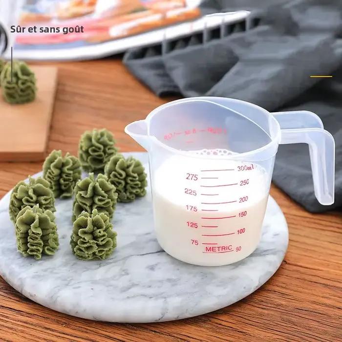 Tasses et cuillères doseuses en silicone 250/500/1000 ml